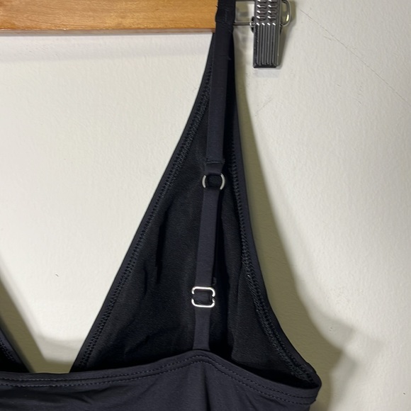 TOMMY BAHAMA swimming suite, size 10 - Picture 5 of 5